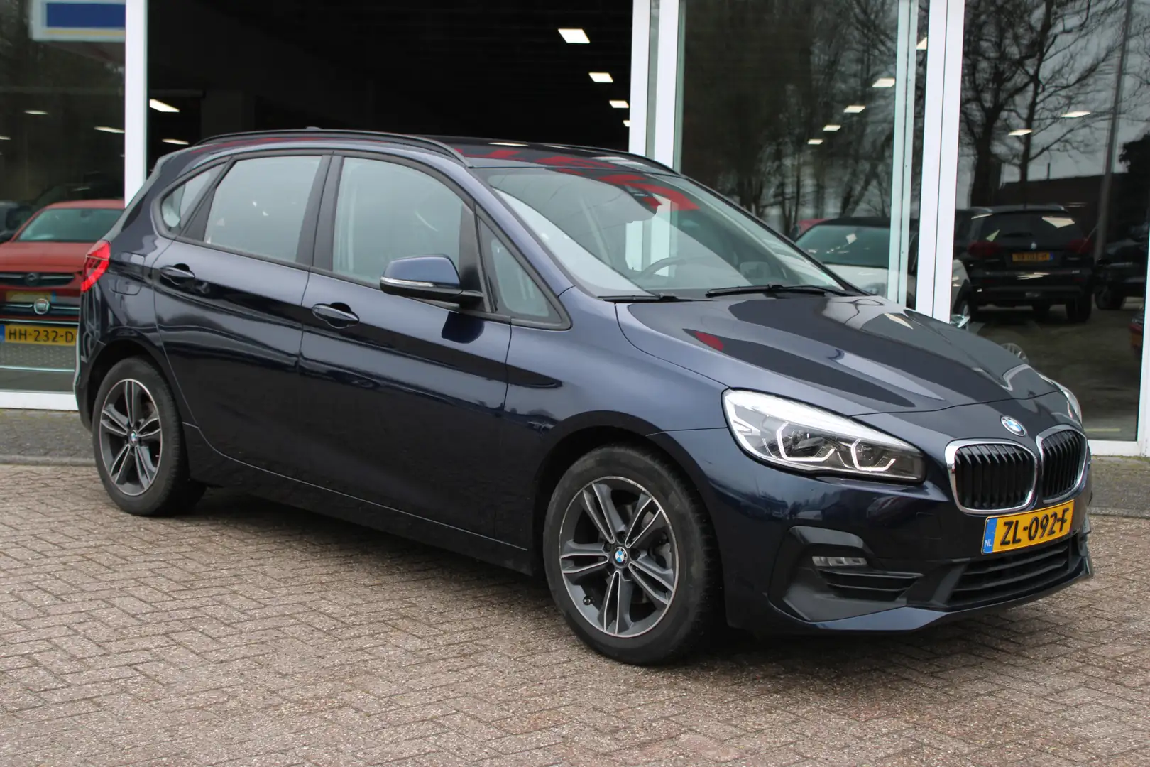 BMW 218 2-serie Active Tourer 218i Executive Edition Blau - 2