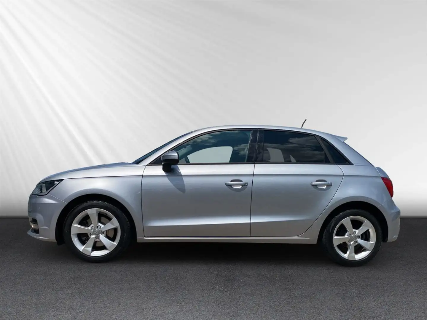 Audi A1 Sportback 1.4 TFSI sport 6-Gang Temp. Navi Silber - 2