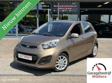 1.0 CVVT Design Edition STOEL+STUURVERWAM. AIRCO