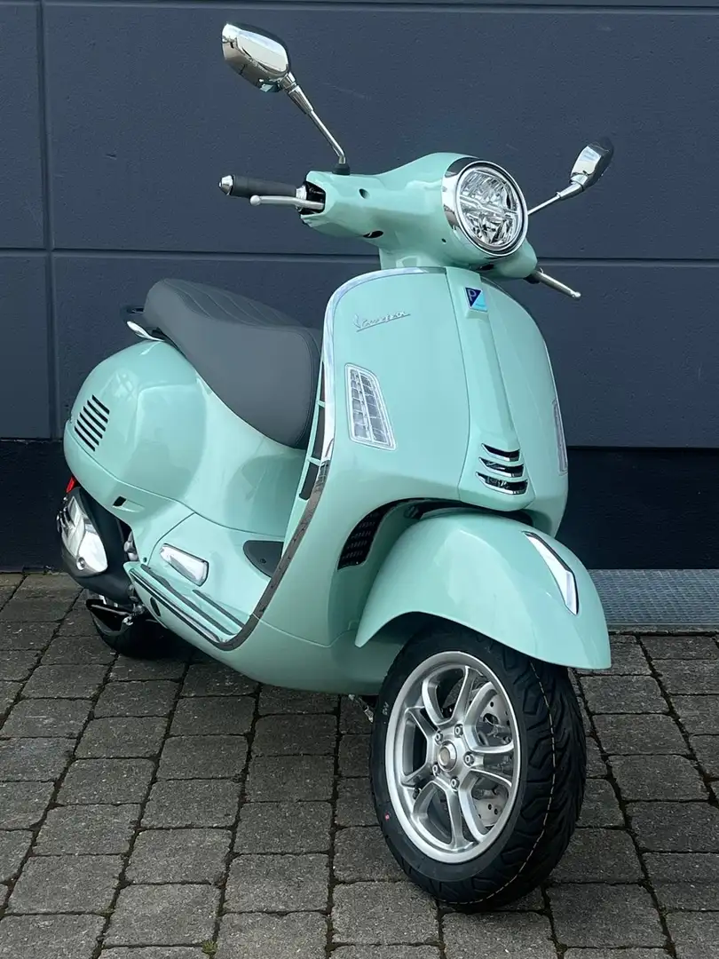 Vespa GTS 300 Sommeraktion E5+ Modell 2025!!! Groen - 2