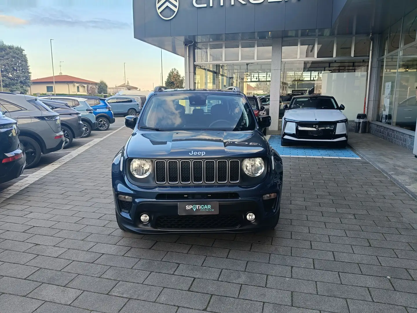Jeep Renegade MHEV 1.5 e-Hybrid 130cv DCT LIMITED Aziendale Blu/Azzurro - 2