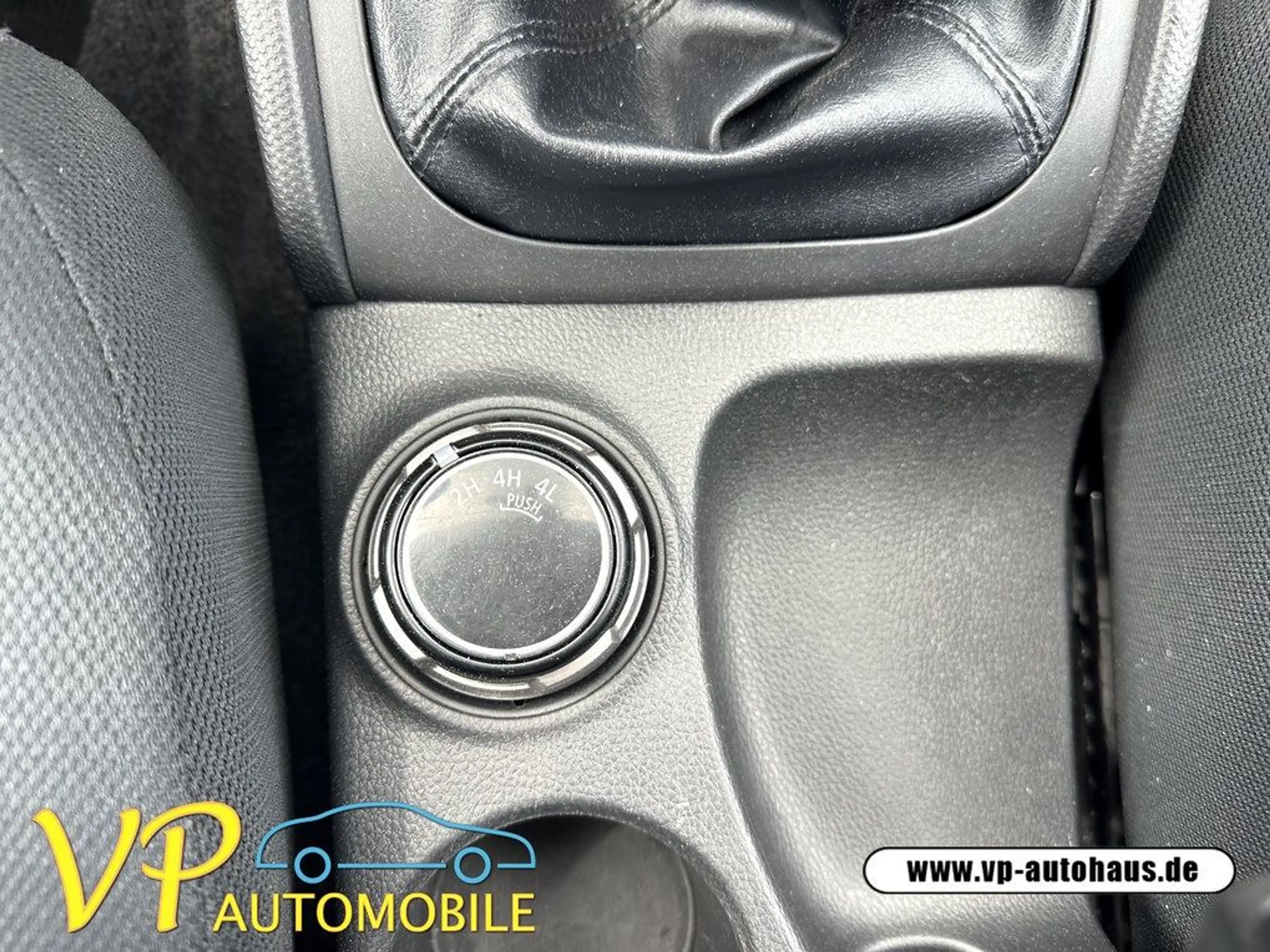 Mitsubishi L200 Basis Doppelkabine 4WD Klima Hardtop — photo 15
