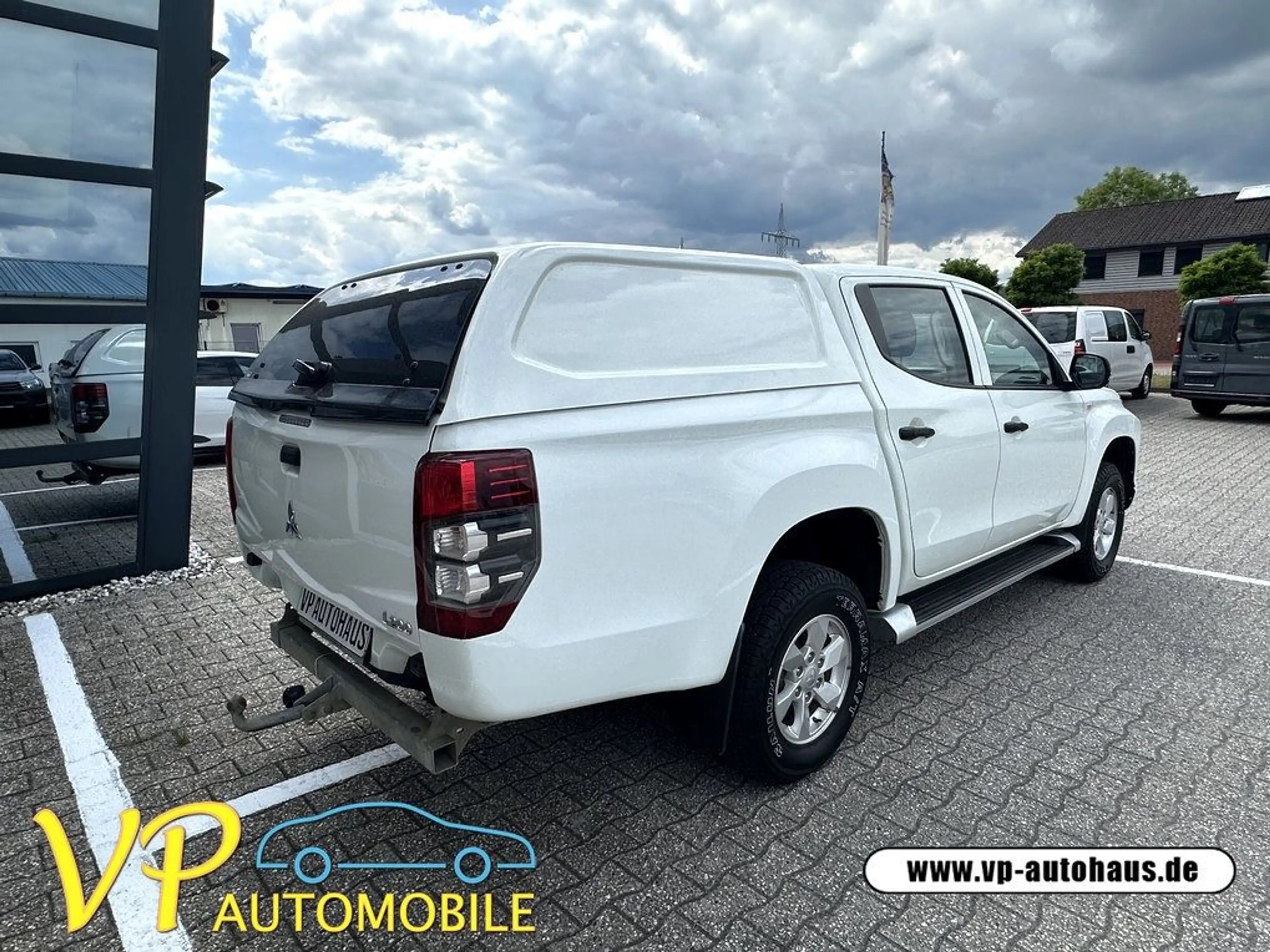 Mitsubishi L200 Basis Doppelkabine 4WD Klima Hardtop — photo 7