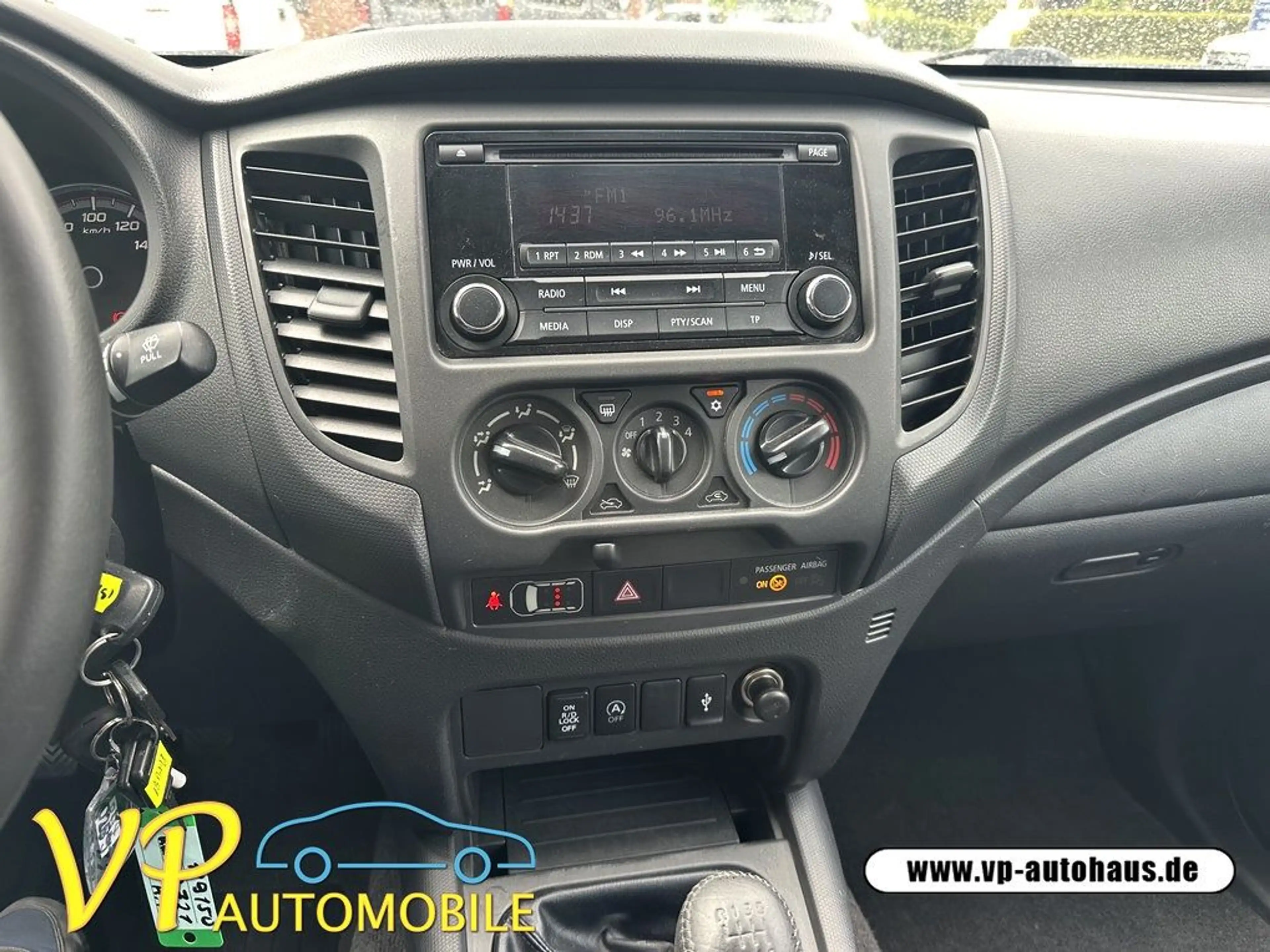 Mitsubishi L200 Basis Doppelkabine 4WD Klima Hardtop — photo 14