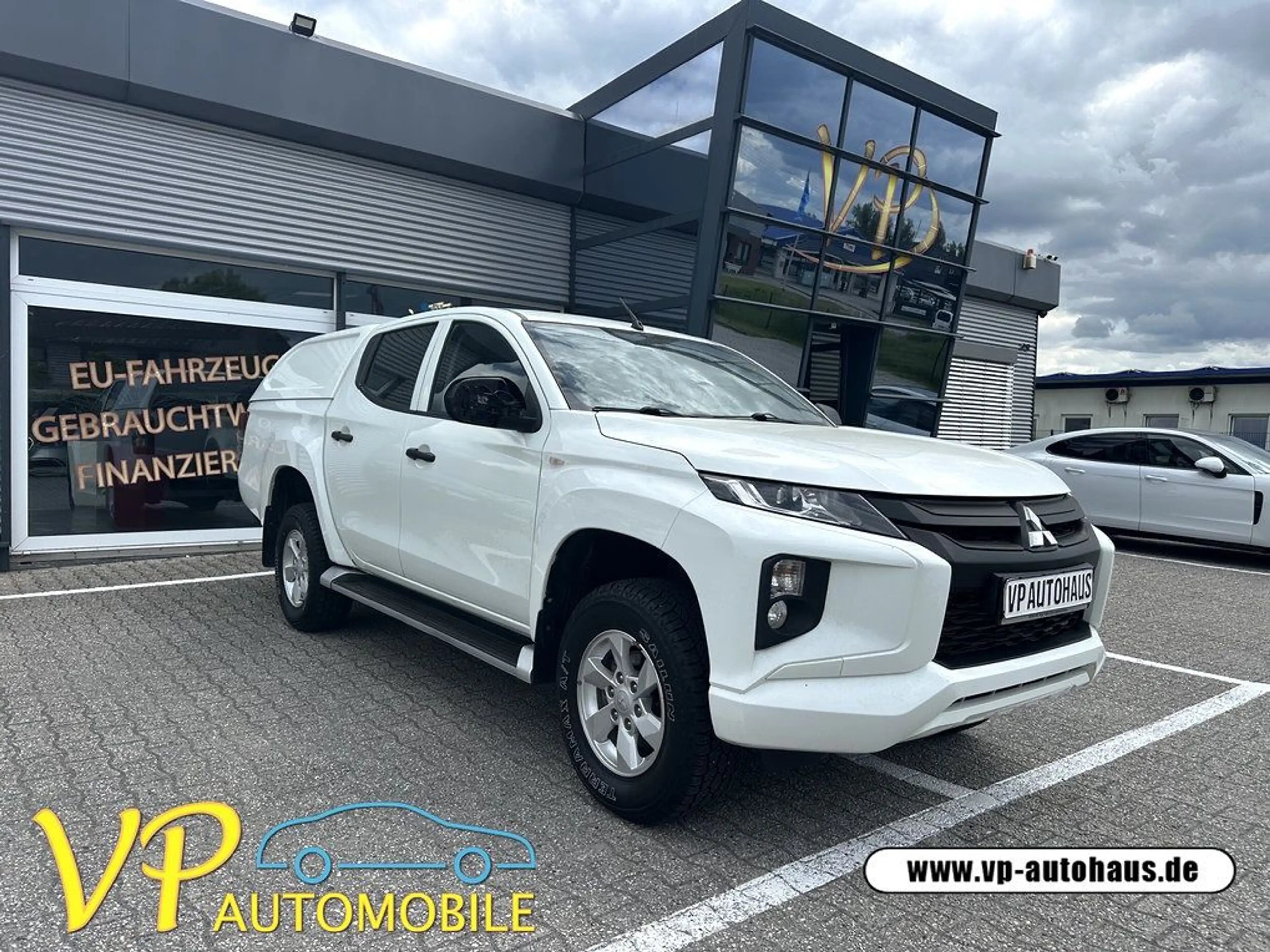 Mitsubishi L200 Basis Doppelkabine 4WD Klima Hardtop