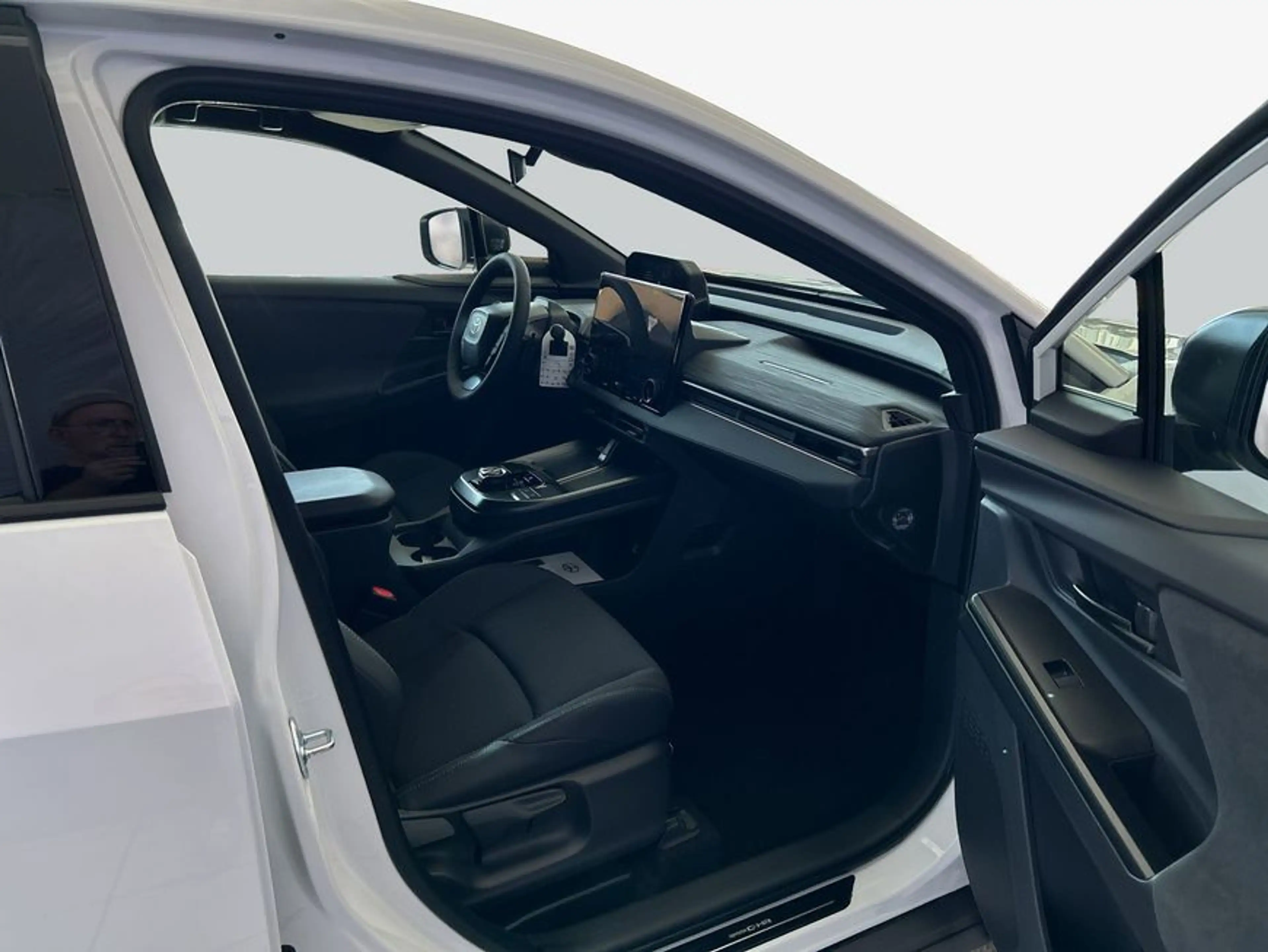 Toyota C-HR+ + Teamplayer 165 kW — photo 13