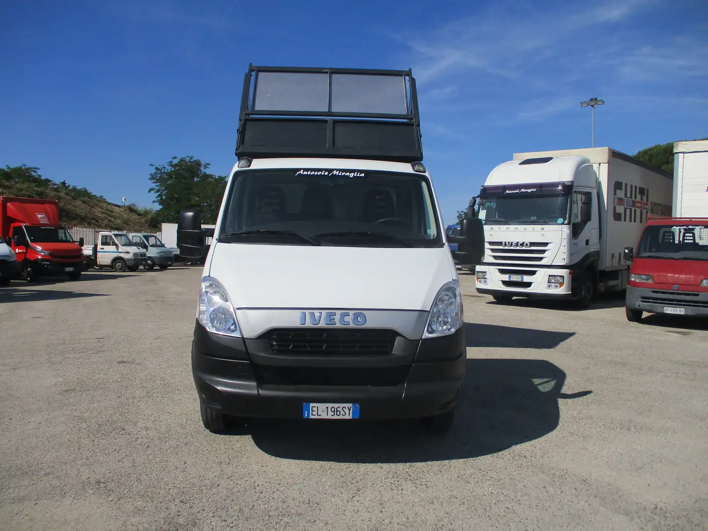 Iveco Daily 35C11 2.3 110CV E5 RIBALTABILE TRILATERALE +SOVRAS Blanco - 2