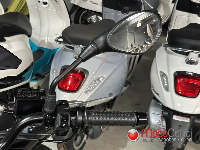 Aprilia SR GT 200 - foto 4