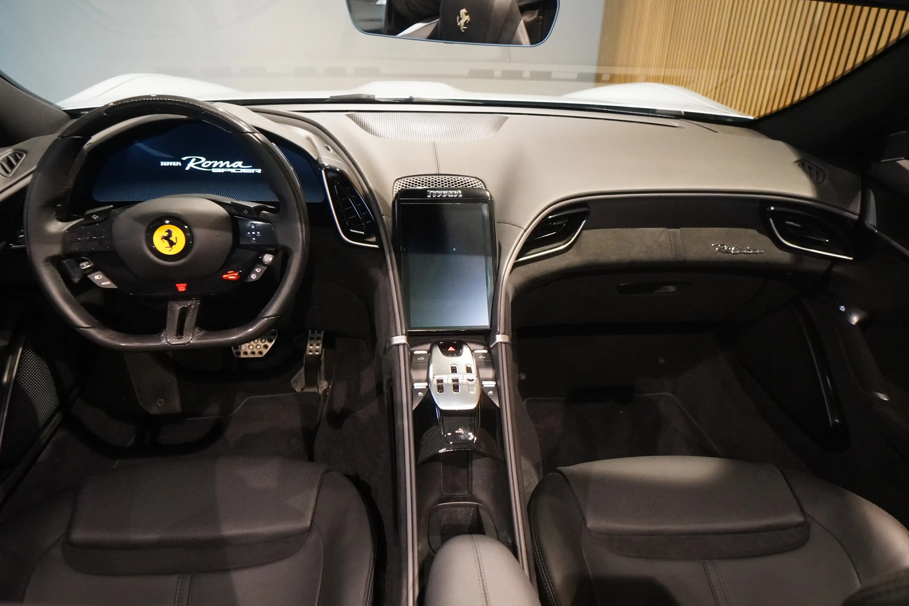 Ferrari Roma 3.9 T V8 Spider*U-frei*Carbon-Lenkrad*Wartung NEU* — photo 14