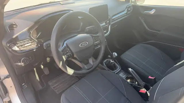 Ford Fiesta view 8