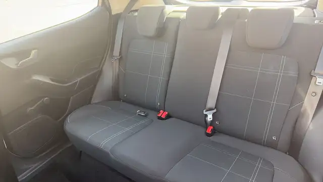Ford Fiesta view 9