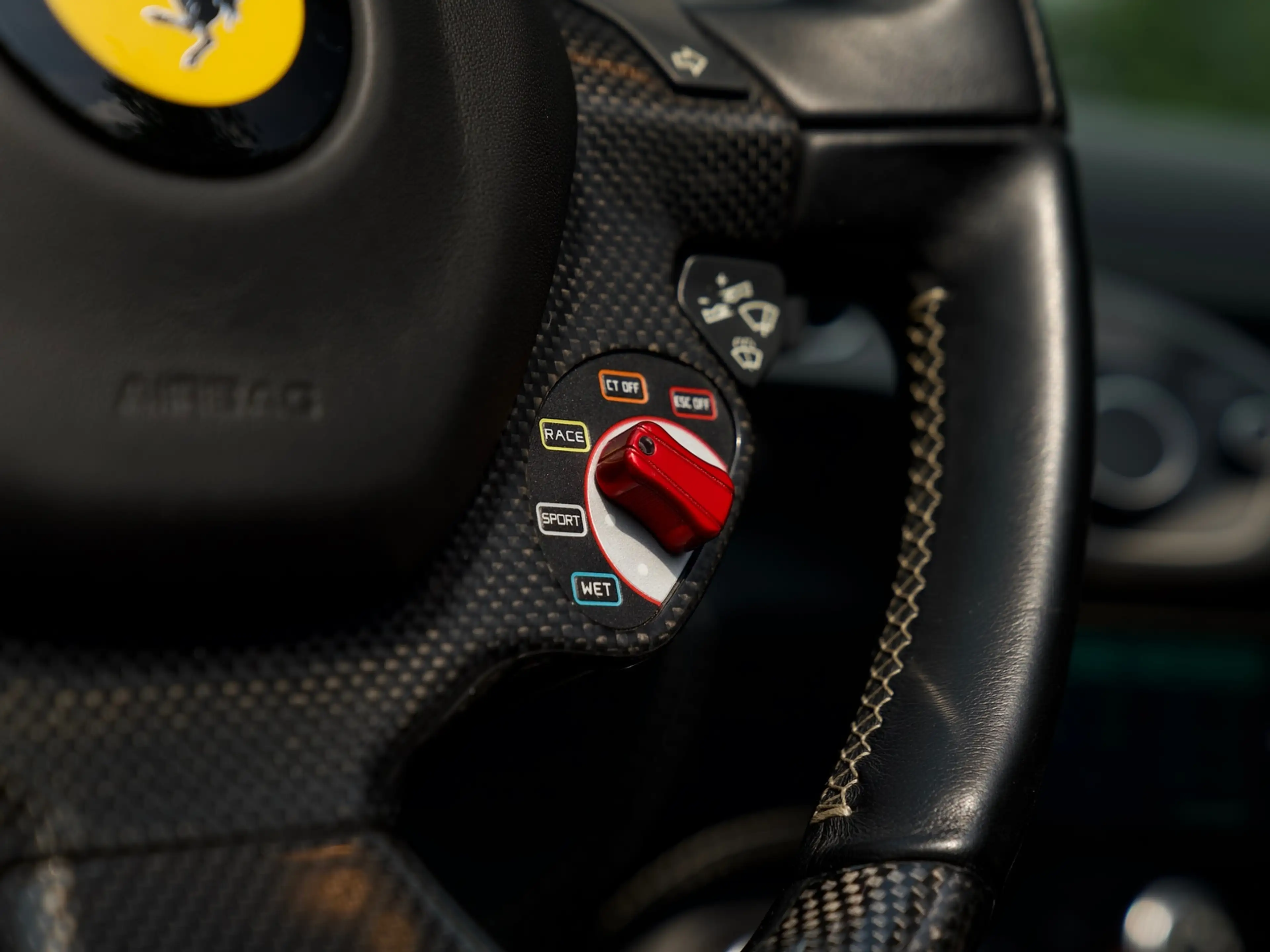 Ferrari 458 4.5 V8 Spider — photo 9