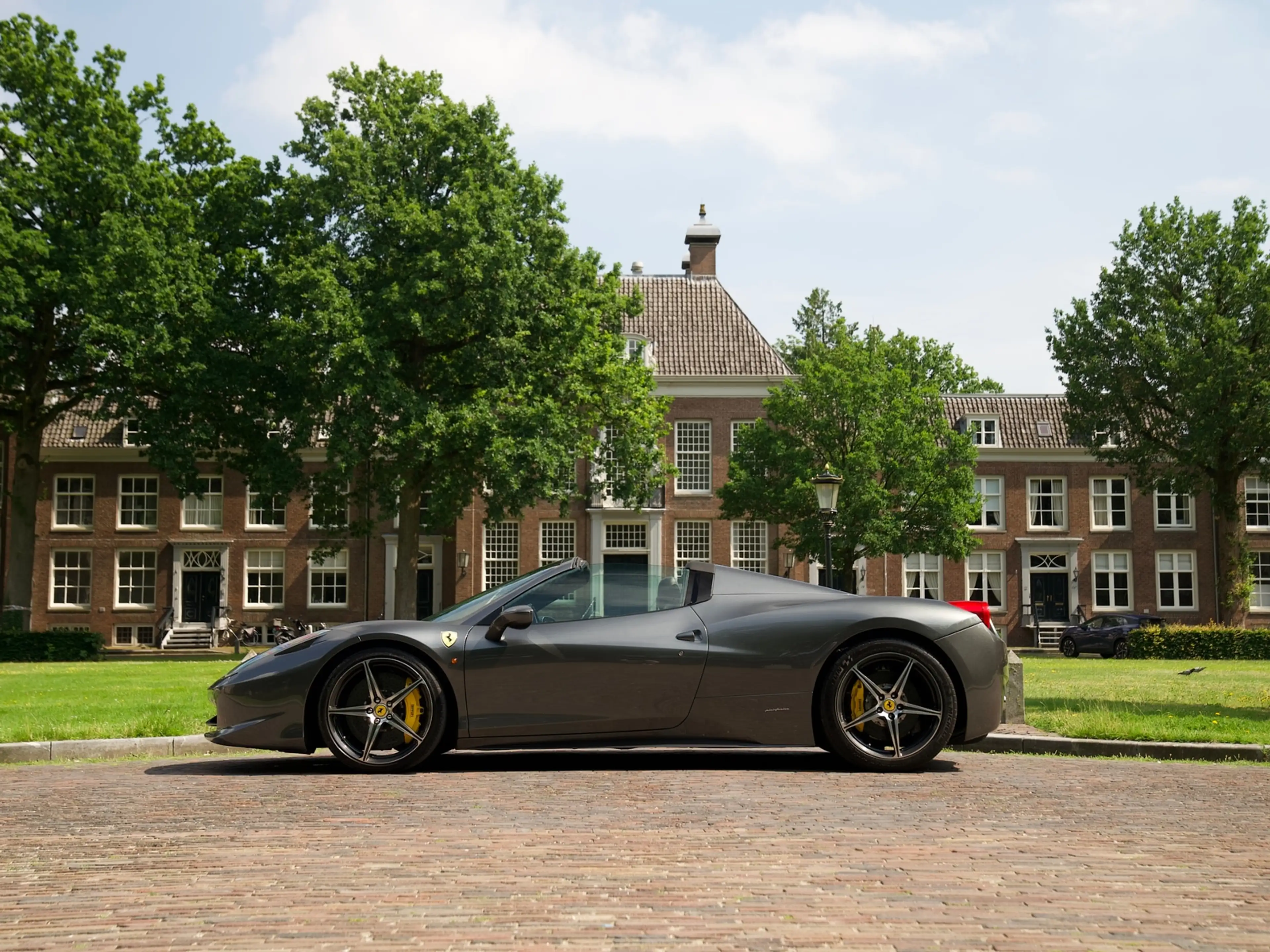 Ferrari 458 4.5 V8 Spider — photo 5