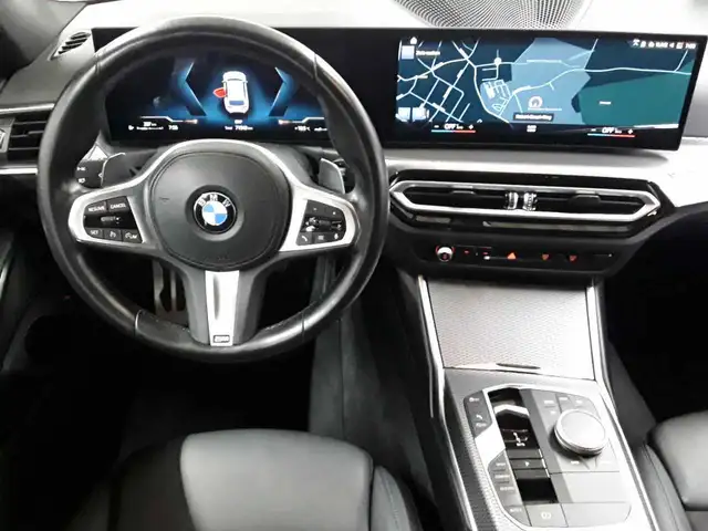BMW 3 Series view 6