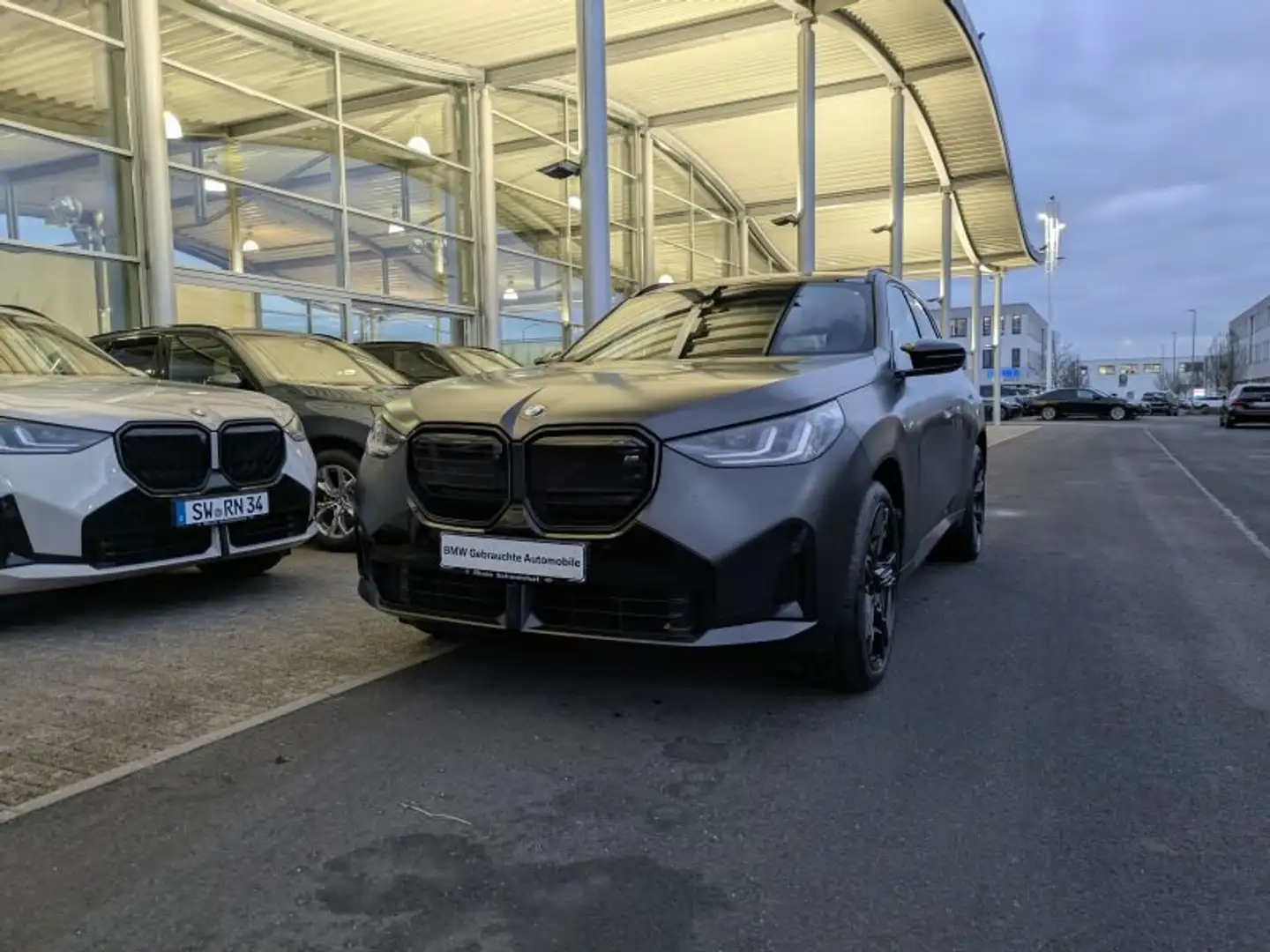 BMW X3 M 50 xDrive Standheizung. Glasdach. AHK. Gris - 2