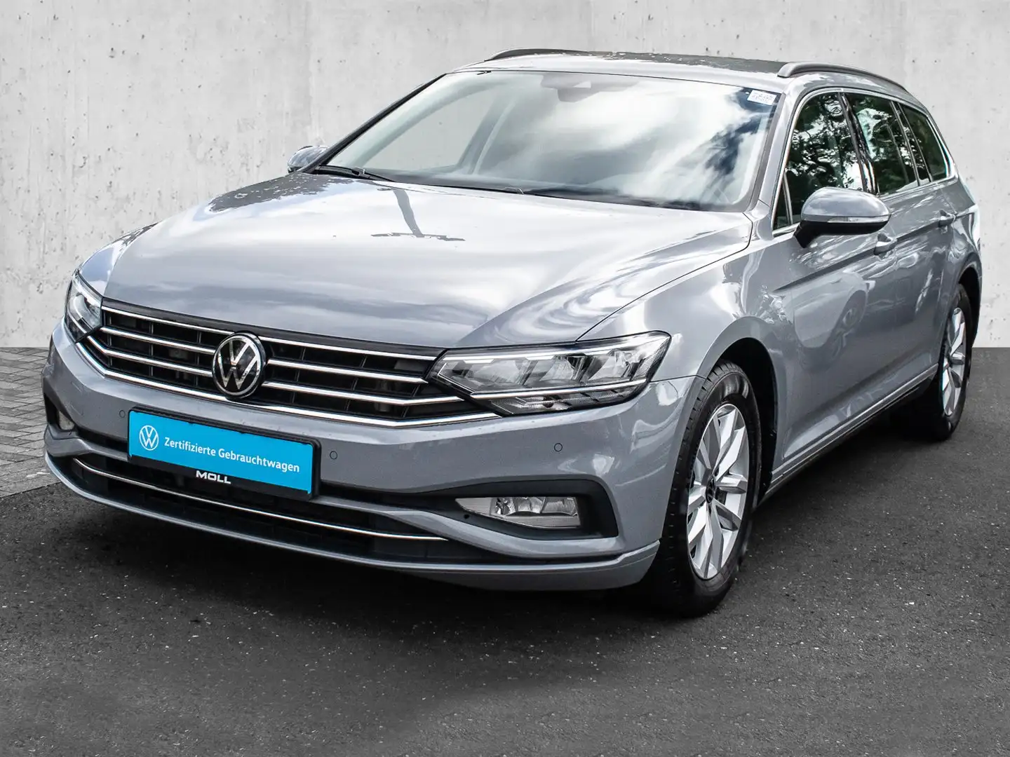 Volkswagen Passat Variant 2.0 TDI DSG Buisiness ACC AUT KAM Grijs - 2