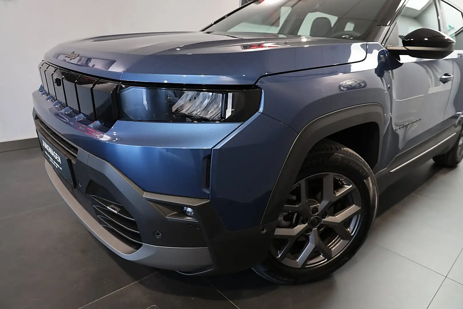 Jeep Compass 1.2 DCT6 Mild-Hybrid Altitude Schwarz - 2