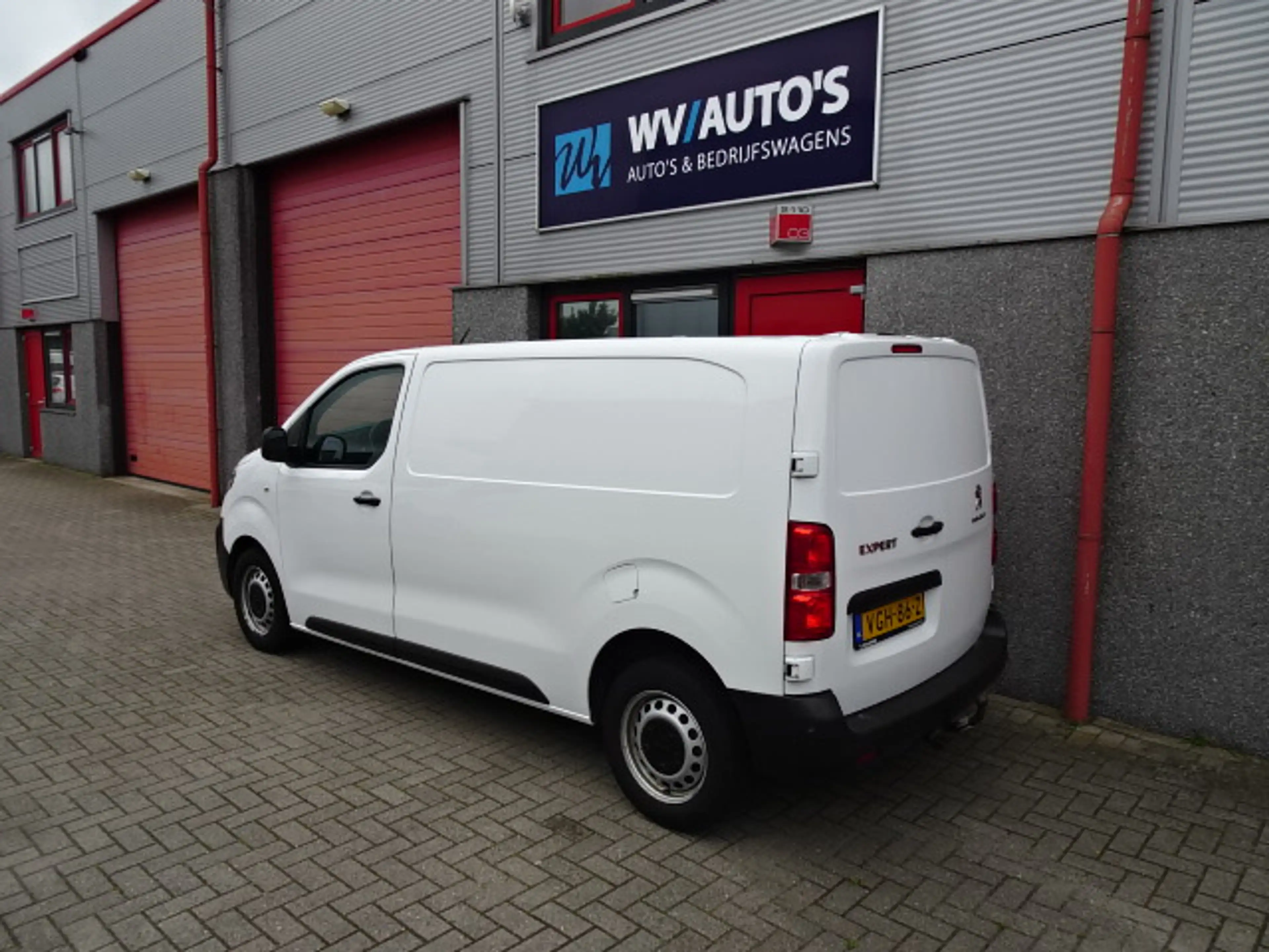 Peugeot Expert 2.0 BlueHDI 120 pk Standard Premium 3 zits — photo 2