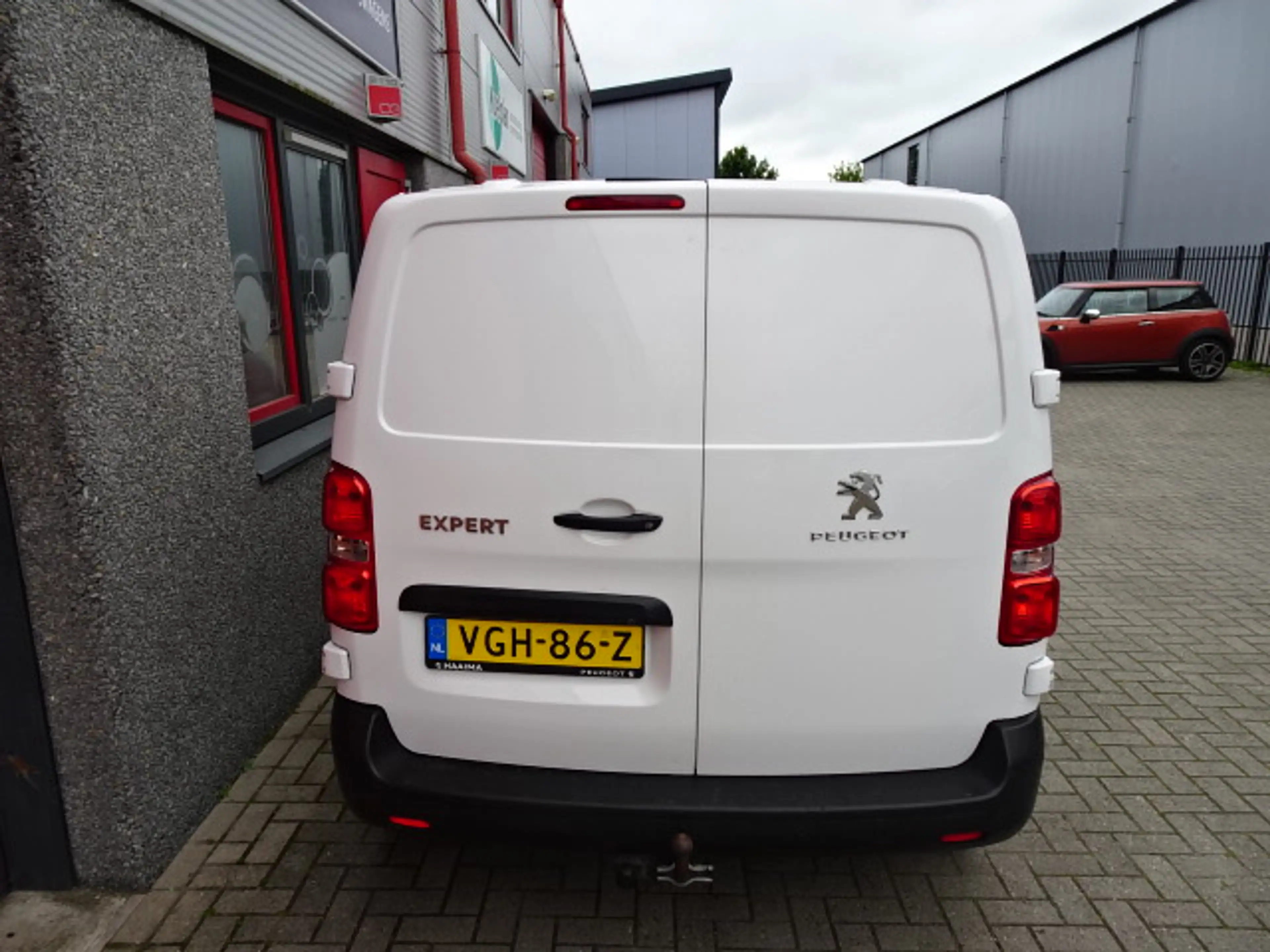 Peugeot Expert 2.0 BlueHDI 120 pk Standard Premium 3 zits — photo 12