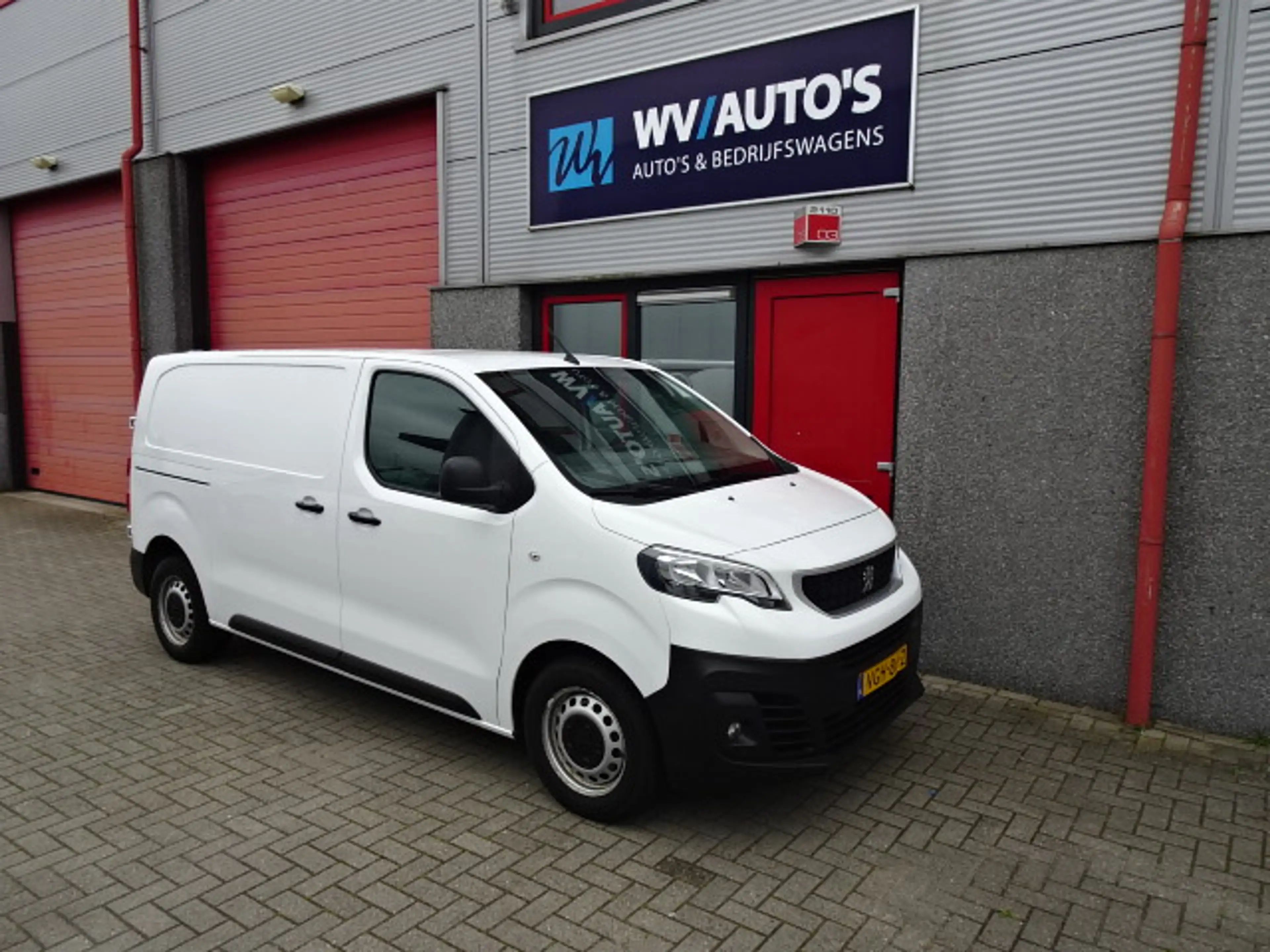 Peugeot Expert 2.0 BlueHDI 120 pk Standard Premium 3 zits — photo 4