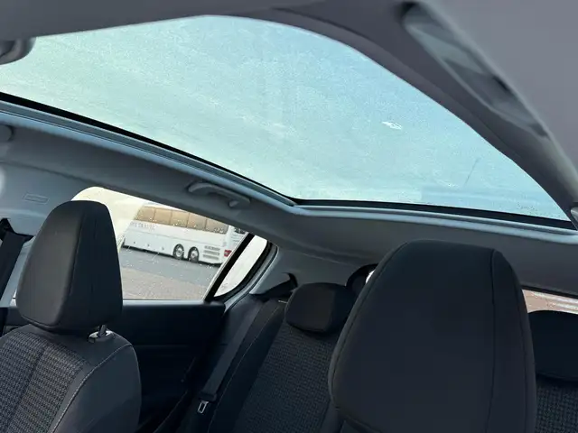 Peugeot 308 view 14