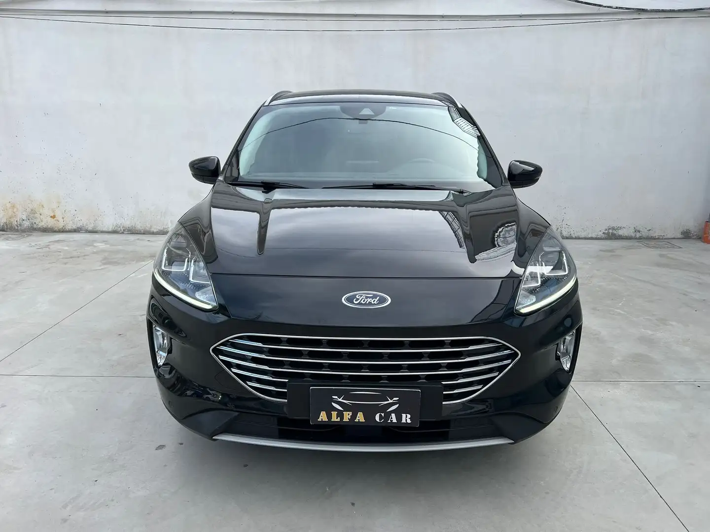 Ford Kuga 1.5 ecoblue Titanium 2wd 120cv auto 2022 Negro - 2