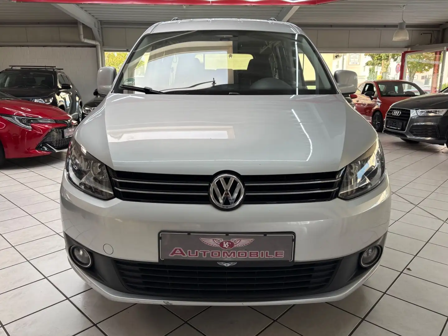 Volkswagen Caddy Maxi Comfortline 1.6 TDI 7 SITZER AHK NAVI Silber - 2