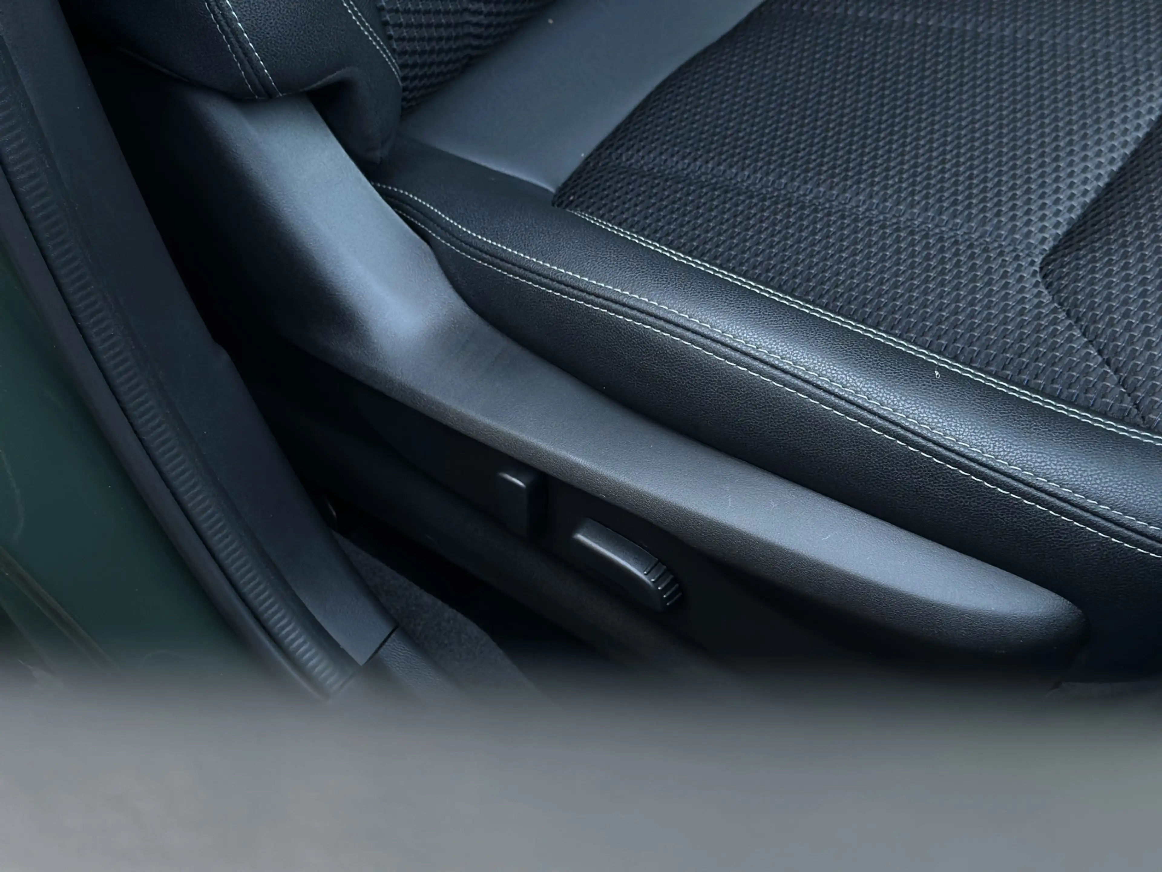 Subaru Forester 2.0i e-BOXER Comfort Trekhaak / Camera / Stoel stu — photo 17
