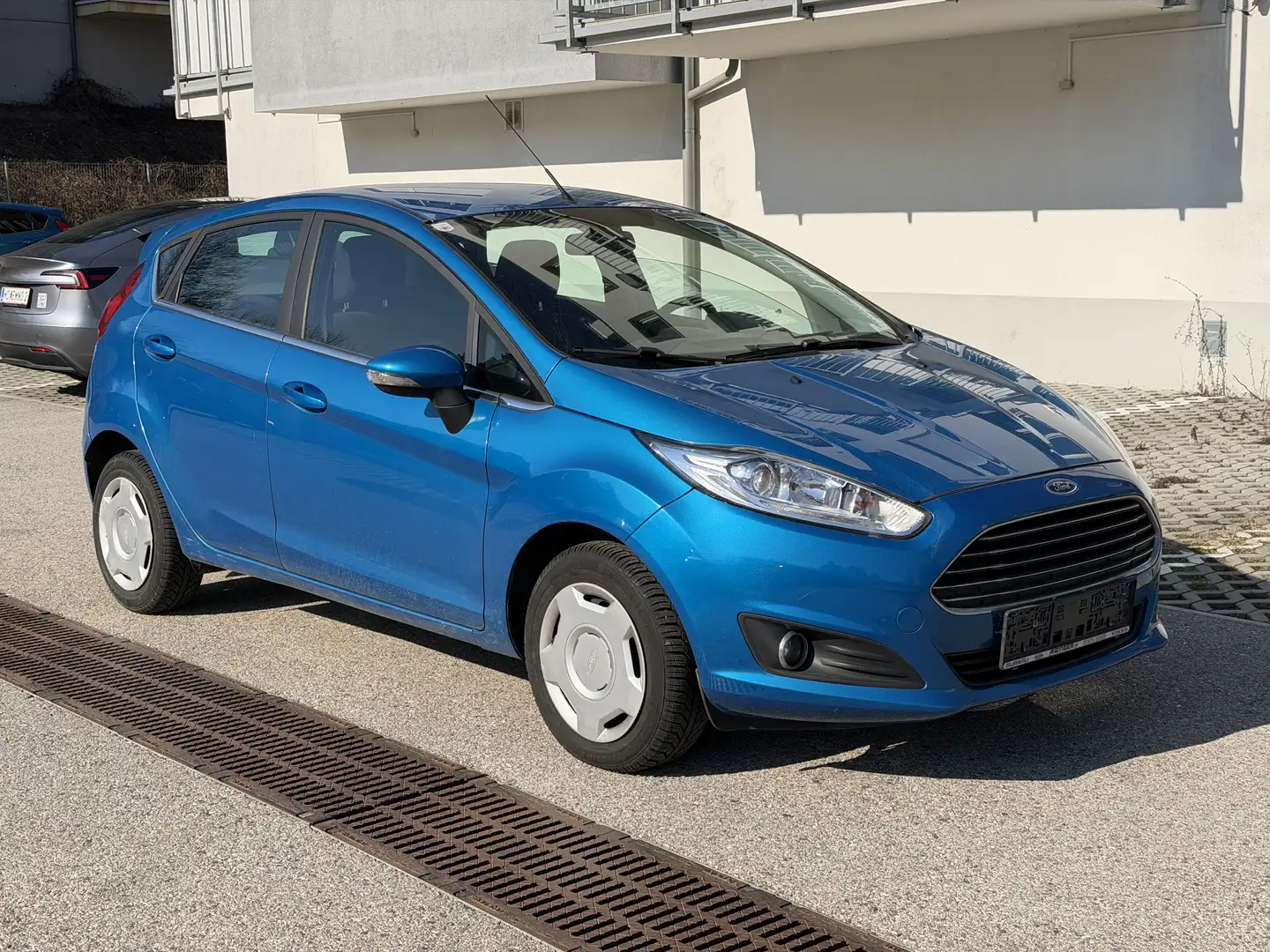 Ford Fiesta Titanium 1,0 EcoBoost Start/Stop *Erstbesitz* Blau - 2