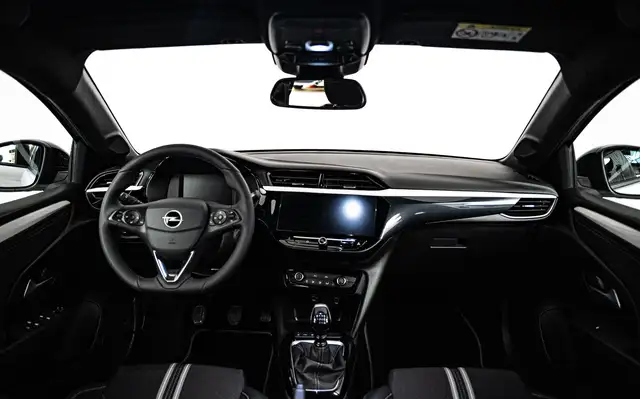 Opel Corsa view 10