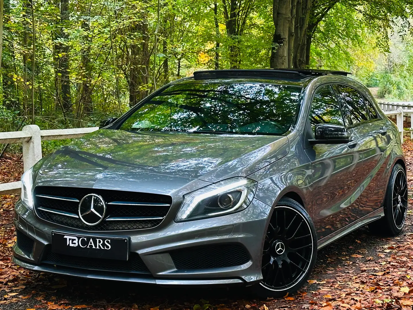 Mercedes-Benz A 200 /// FULL PACK AMG \\\ EURO 6b Grijs - 2