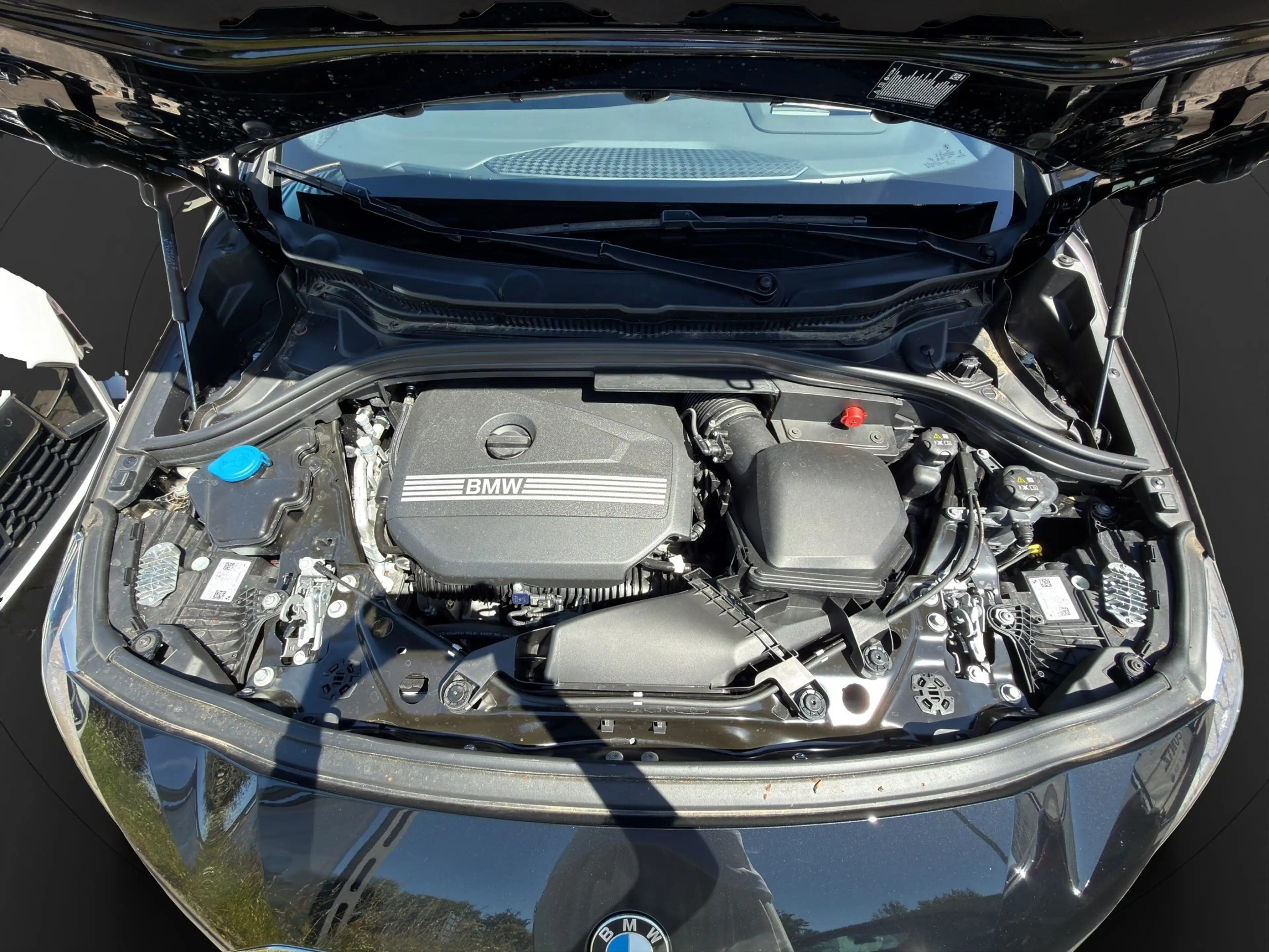 BMW 223 i xDrive Active Tourer — photo 13