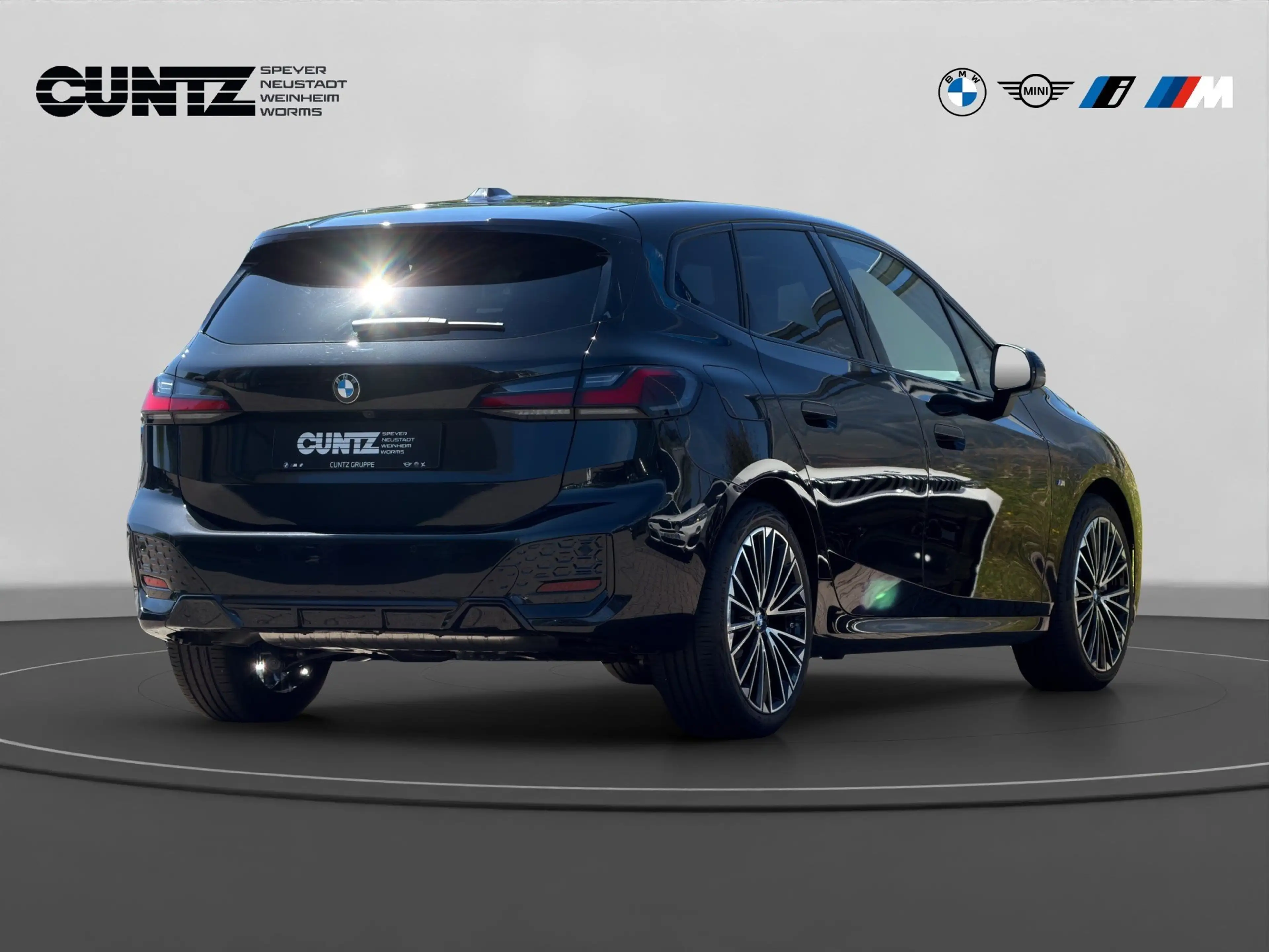 BMW 223 i xDrive Active Tourer — photo 5