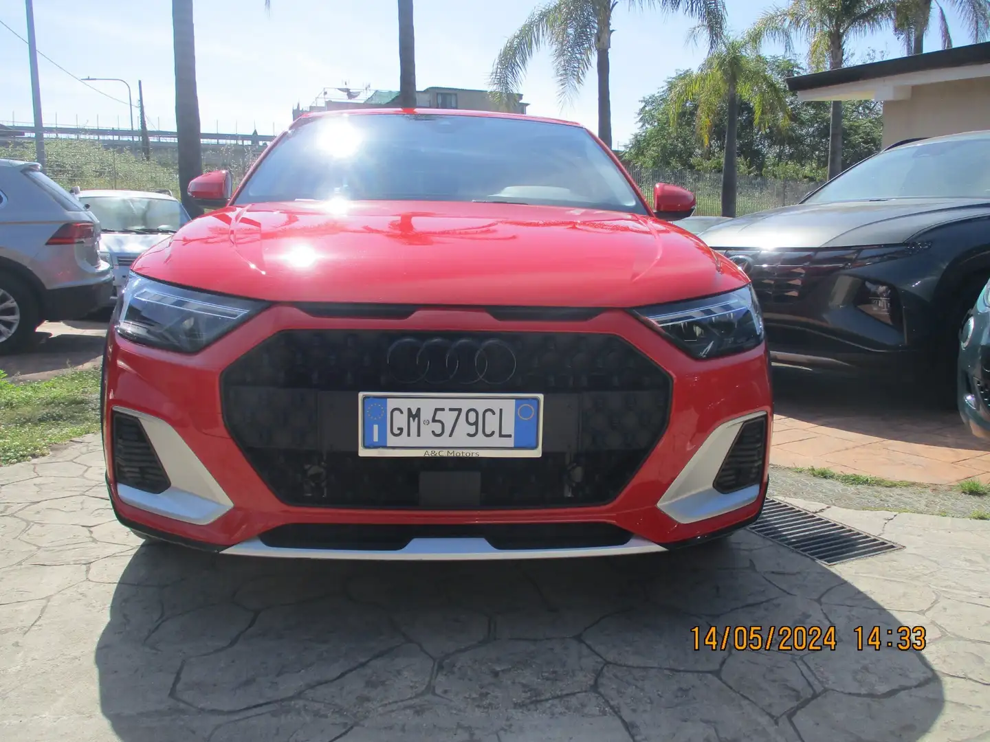 Audi A1 A1 citycarver 35 TFSI S tronic Identity Contrast Rojo - 1