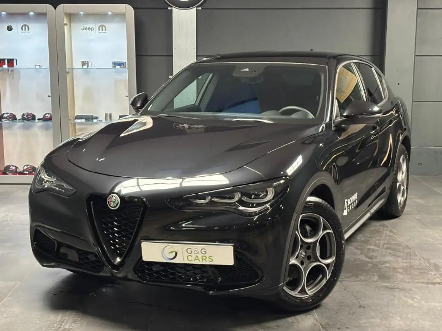 Alfa Romeo Stelvio Sprint Schwarz - 2