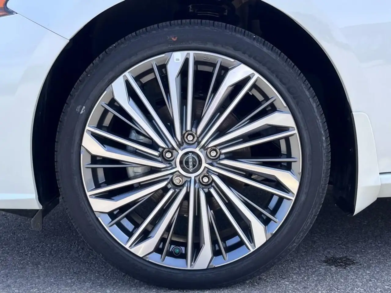 Nissan Altima снимка Nissan Altima