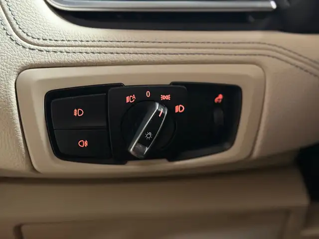 BMW 2 Series view 18