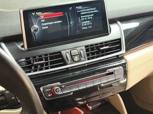 BMW 2 Series view 25