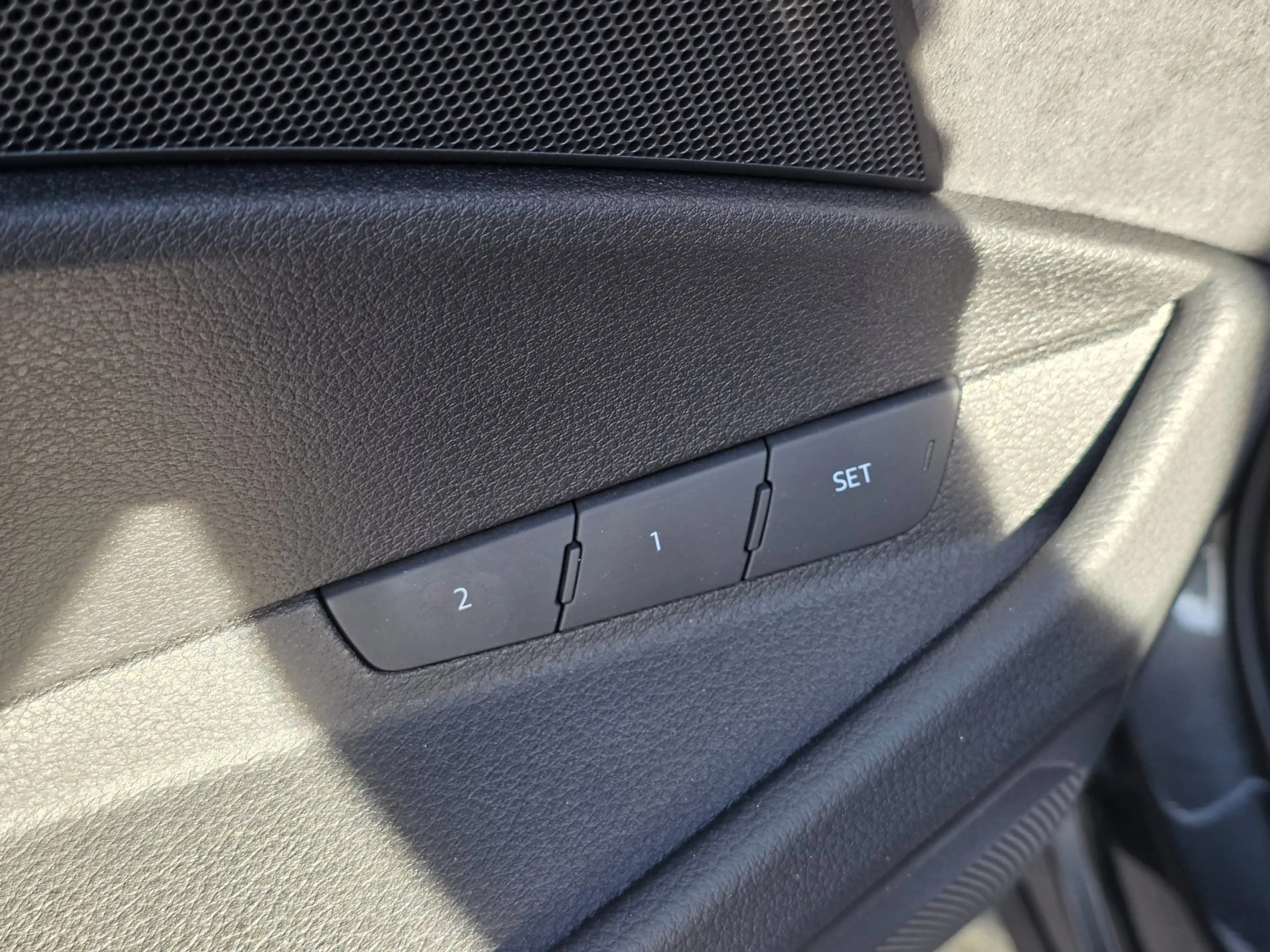 Audi e-tron 55 quattro S edition 95 kWh | TREKHAAK | 93% SOH | — photo 31
