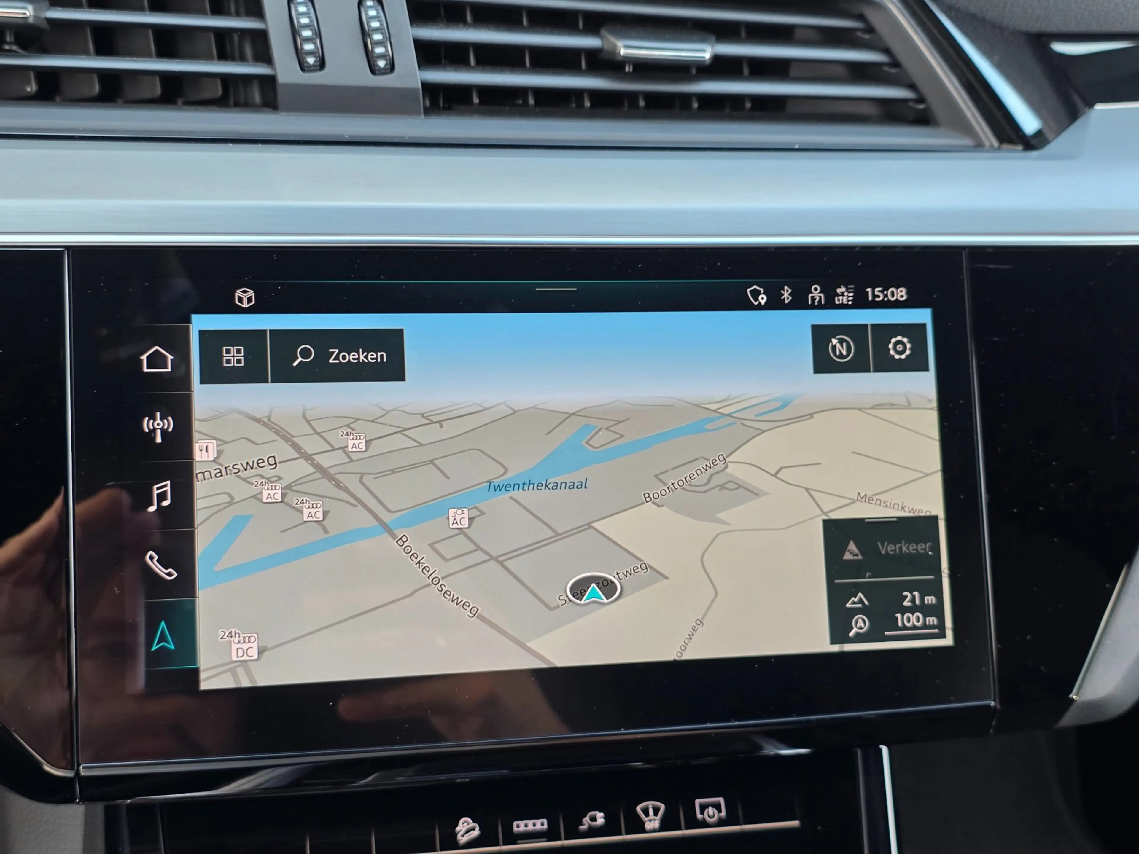 Audi e-tron 55 quattro S edition 95 kWh | TREKHAAK | 93% SOH | — photo 17