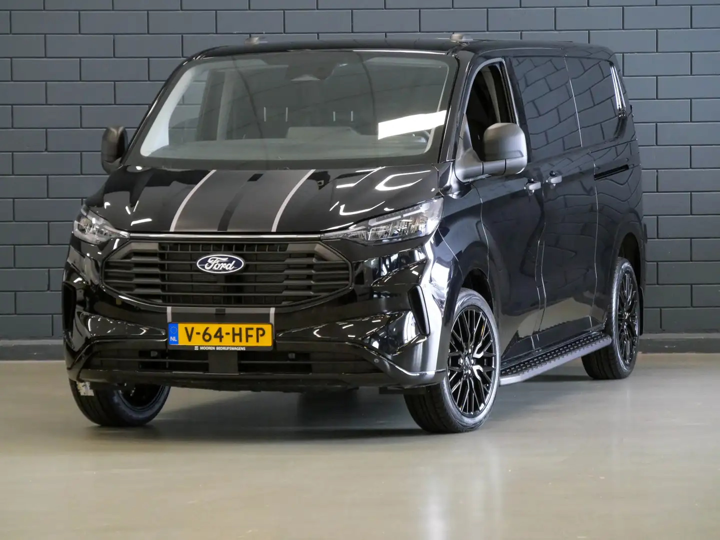 Ford Transit Custom 320 2.0 TDCI L2H1 Limited Prijs INCL. Accessoires Negru - 2