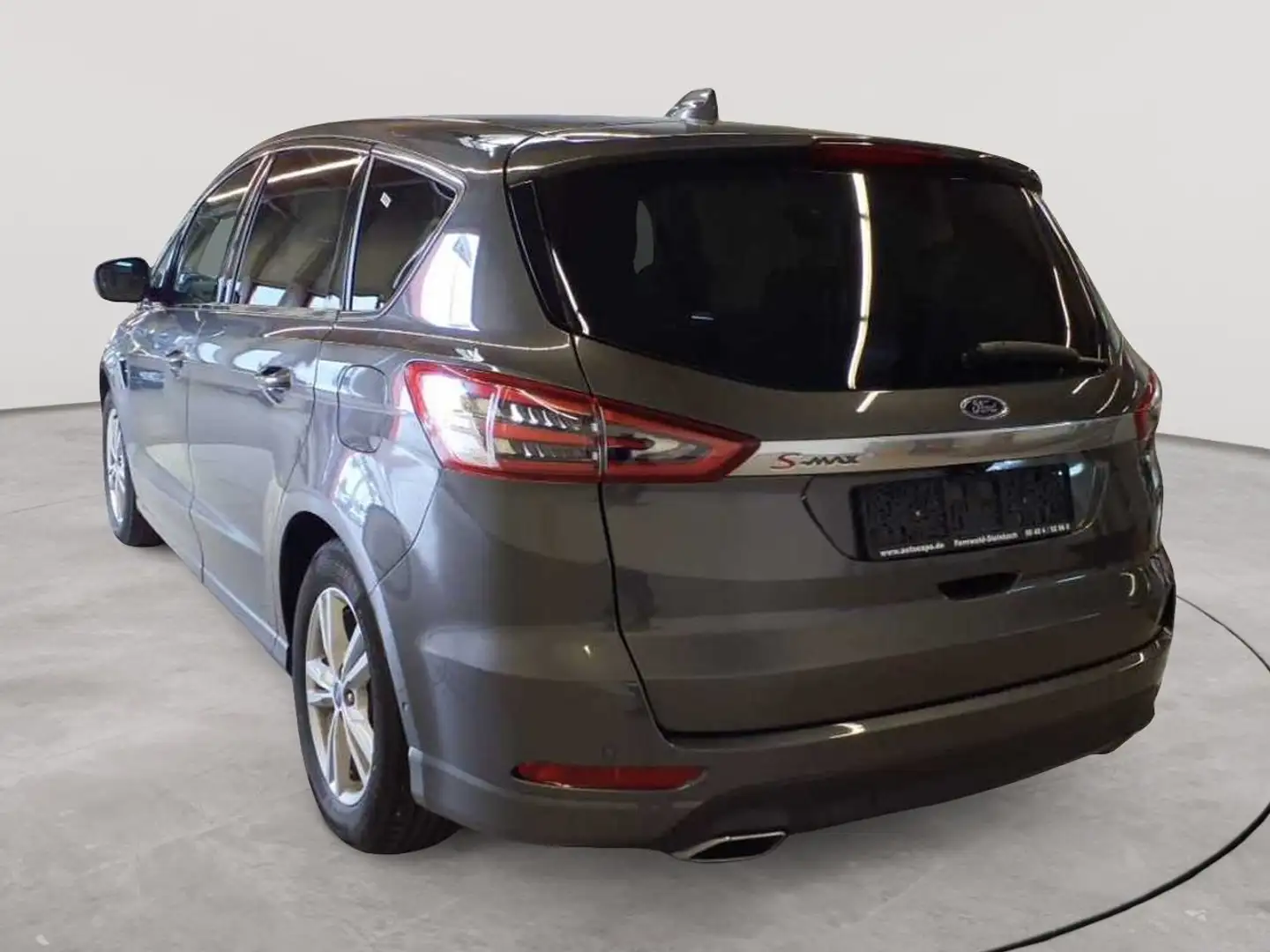 Ford S-Max 2.0 EcoBlue Aut. TITANIUM PANO AHK Grau - 2