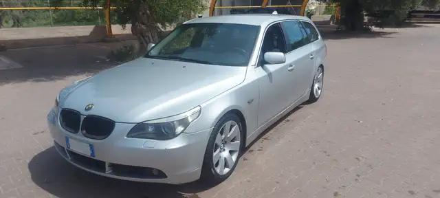 BMW 525