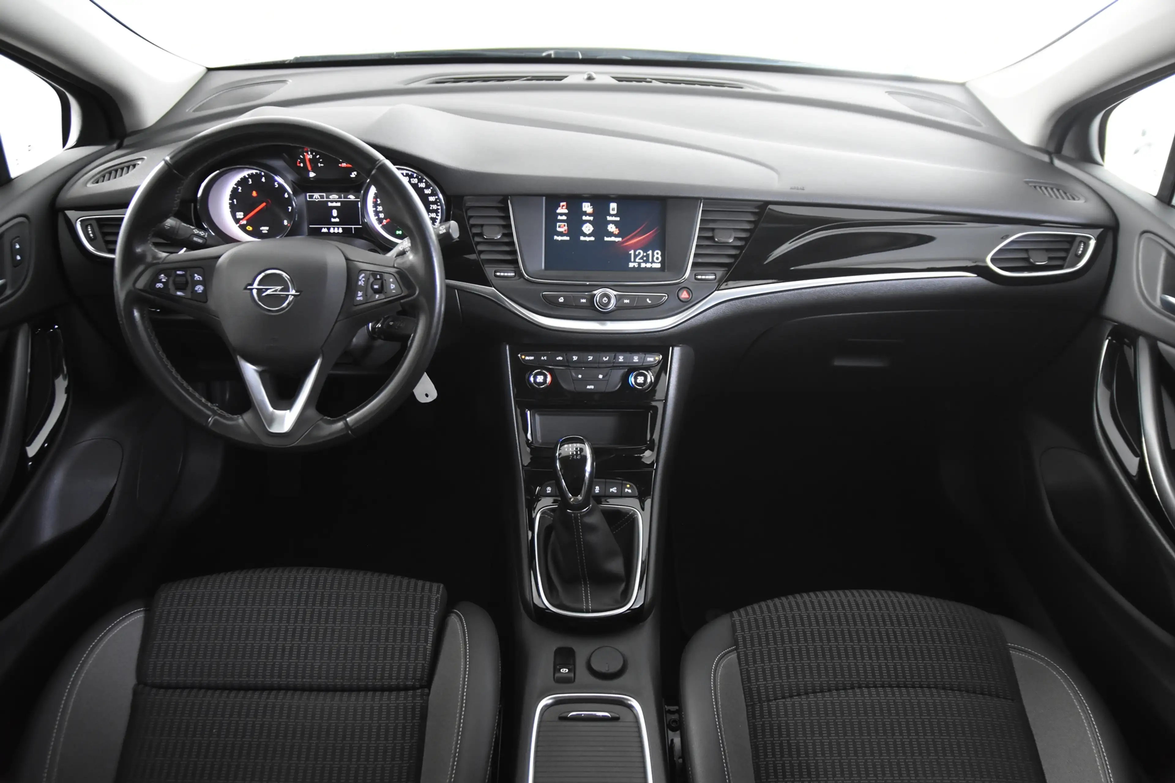 Opel Astra Sports Tourer 1.2 *1ste Eigenaar*Leer*Navigatie* — photo 9