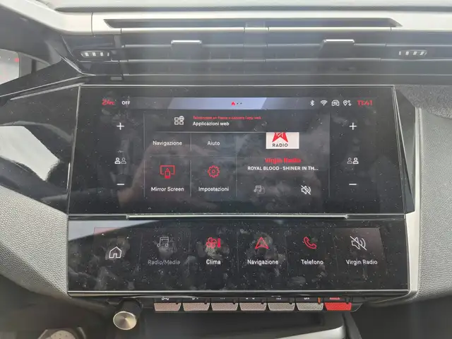Peugeot 308 view 7