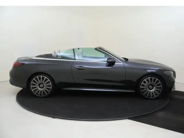 Mercedes-Benz CLE view 9
