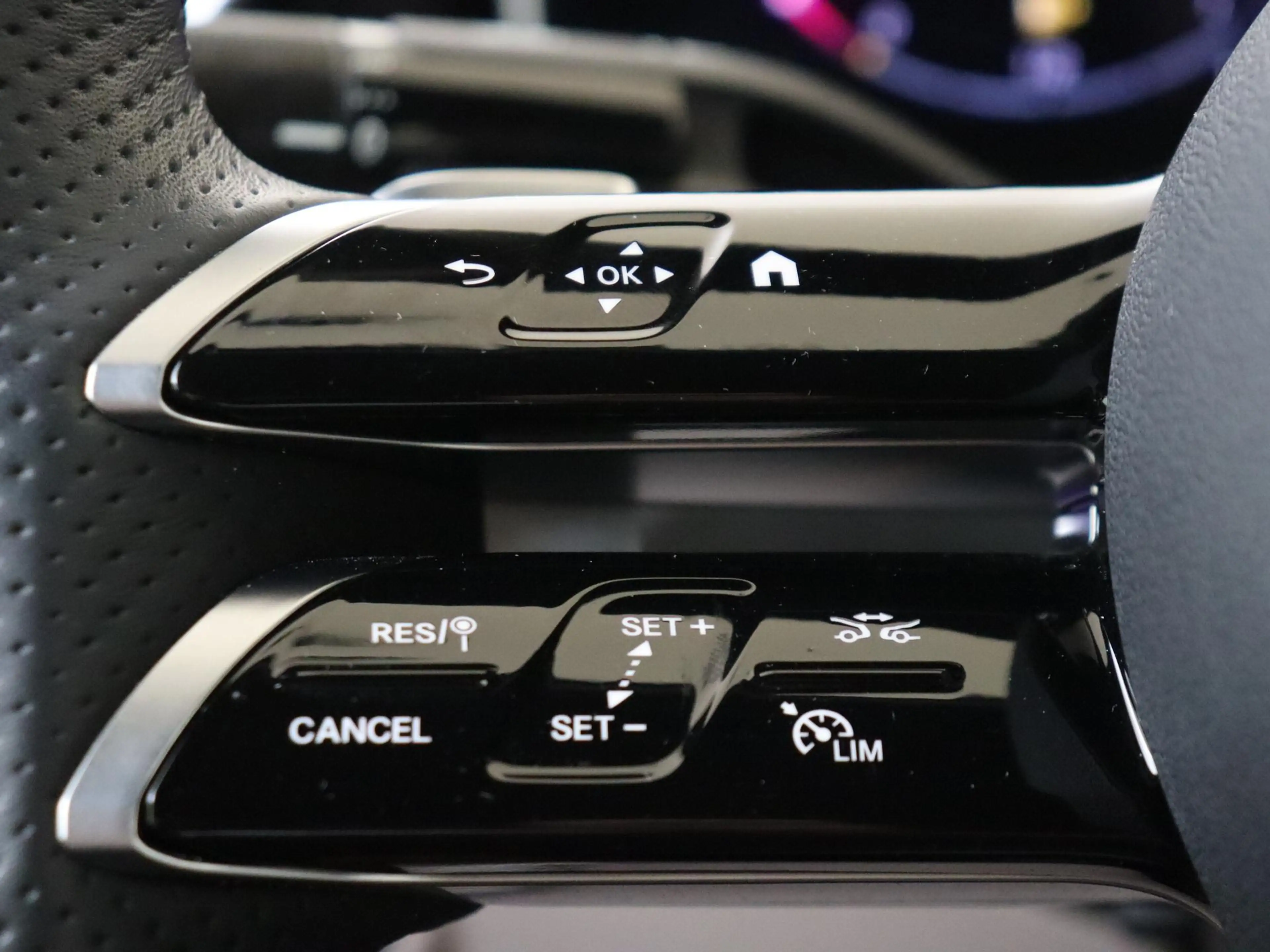Mercedes-Benz CLE 200 Cabriolet AMG Line / Premium/ 20 inch/ Digital Lig — photo 12