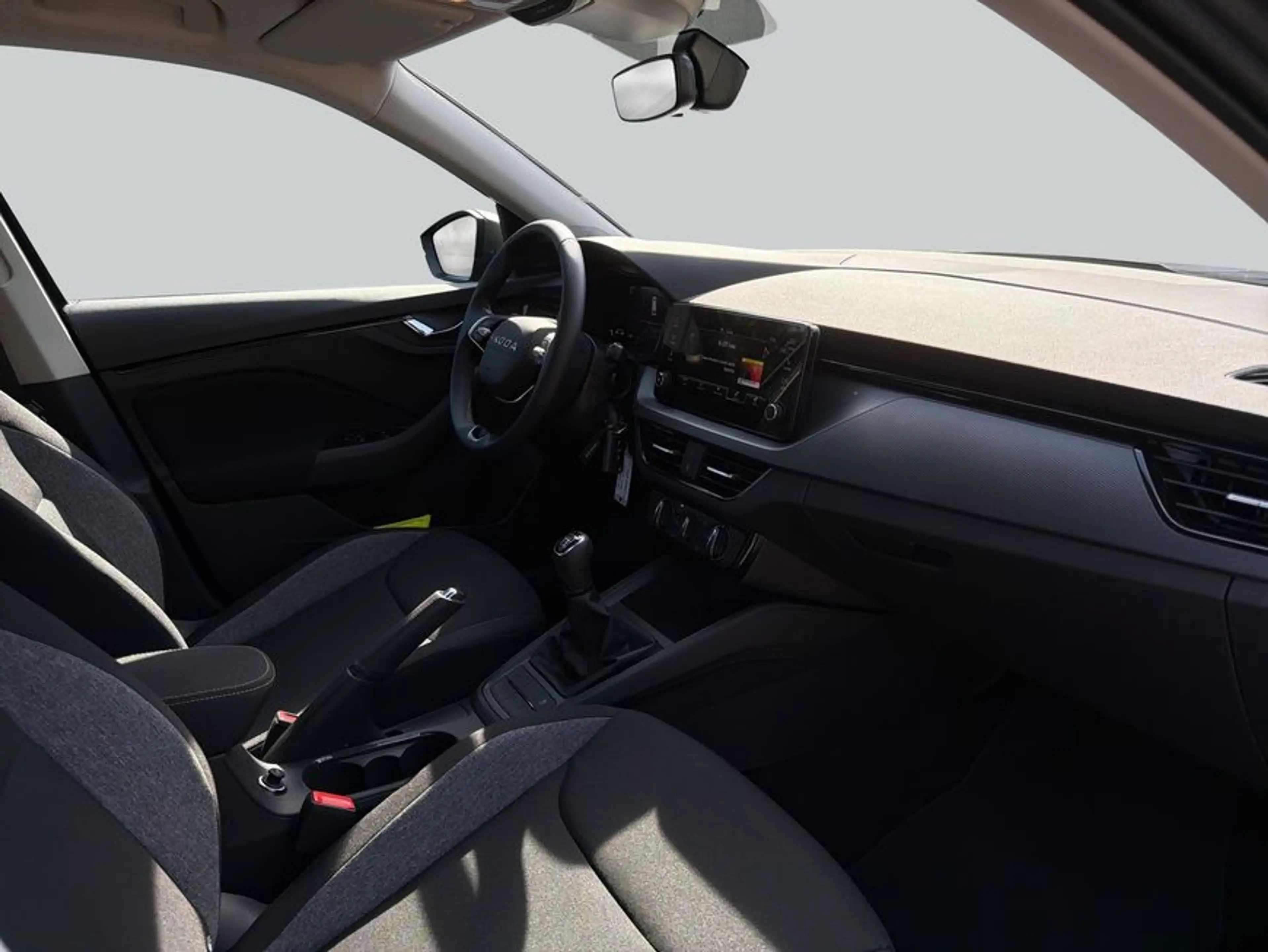Skoda Kamiq 1.0 TSI Essence LED SHZ PDC GRA Smartlink — photo 15
