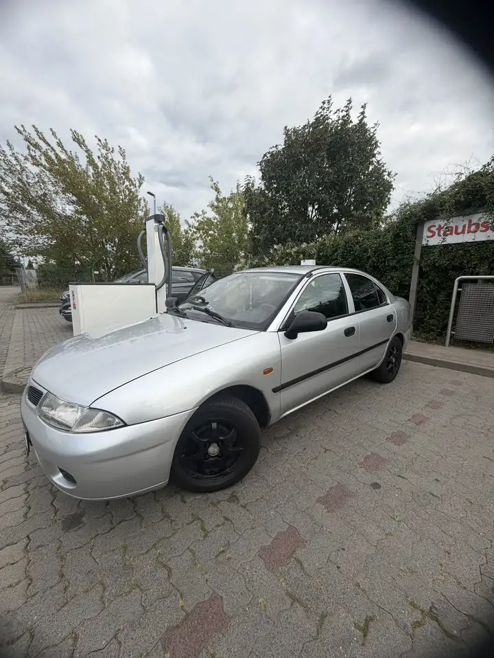 Mitsubishi Carisma 1600 GL, foto 5