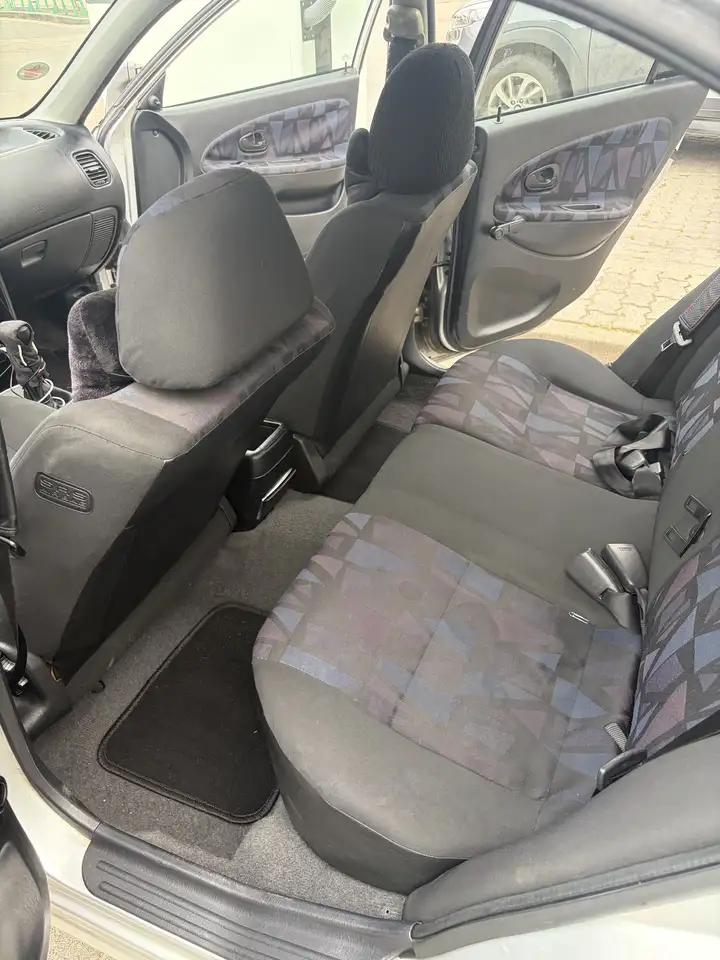 Mitsubishi Carisma 1600 GL, foto 10